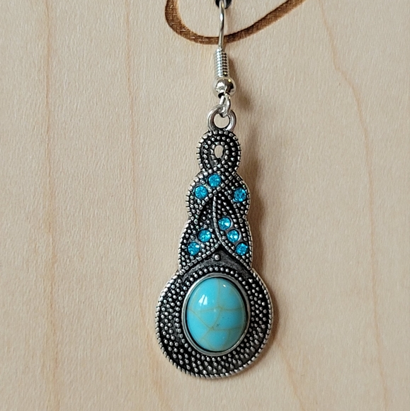 🔥LAST PAIR🔥Crystal Shimmer Turquoise Drop Earrings - Picture 6 of 8